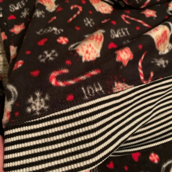 NWT Christmas/winter Jammies set jogger style - Picture 3 of 4